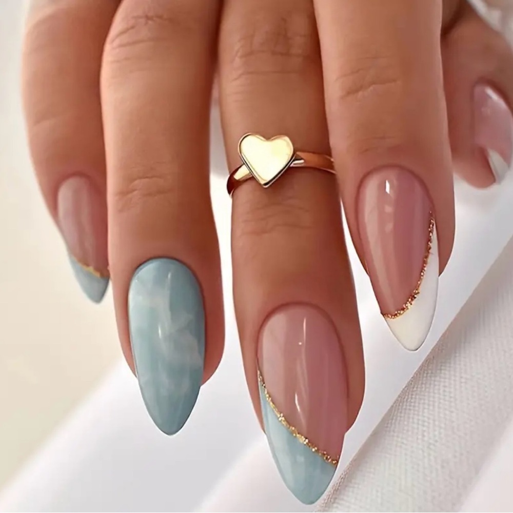 BRAND NEW Press-On Nails